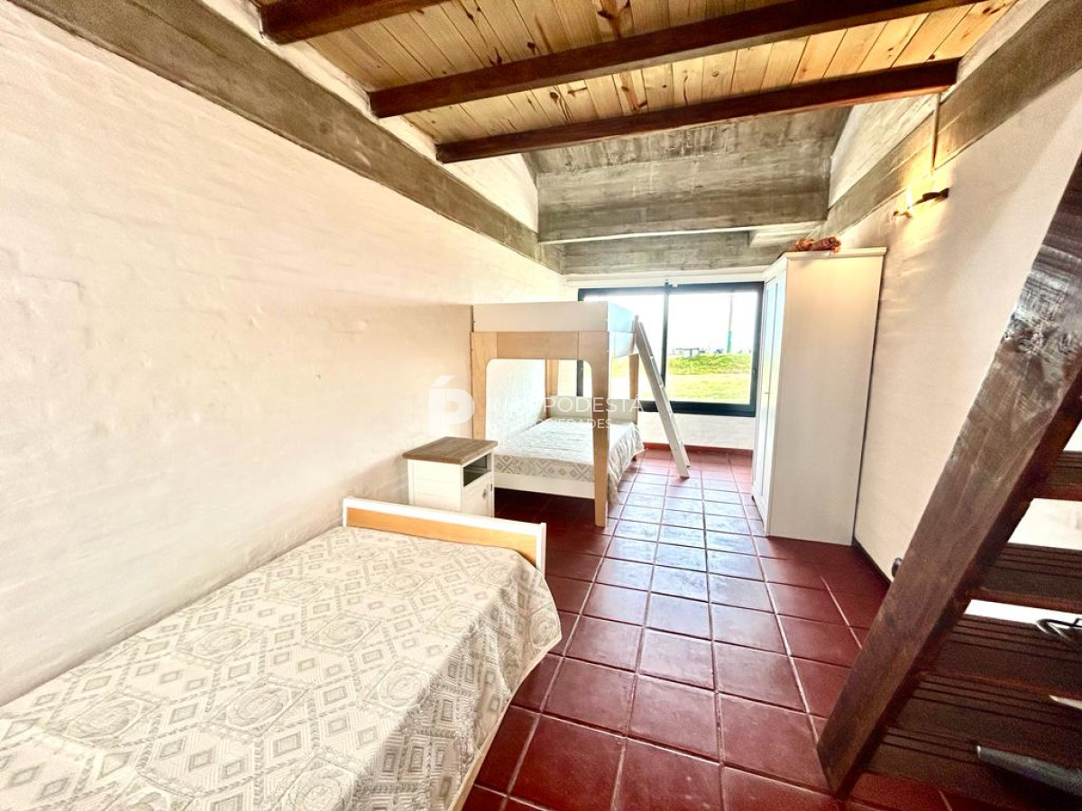 Casa ID.40332 - Alquiler en Montoya frente a la playa, 4 dormitorios, y piscina