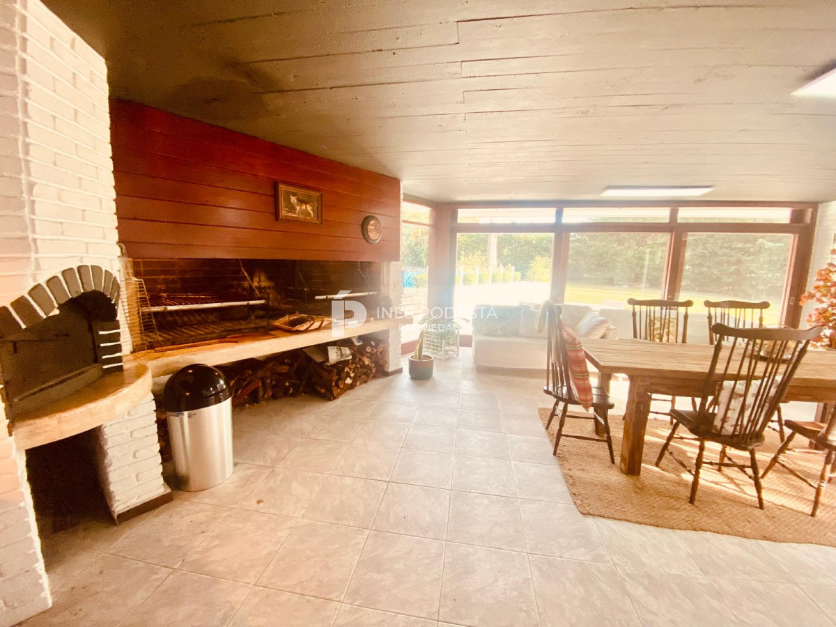 Casa ID.39062 - Alquiler y venta en mansa con 7 dormitorios