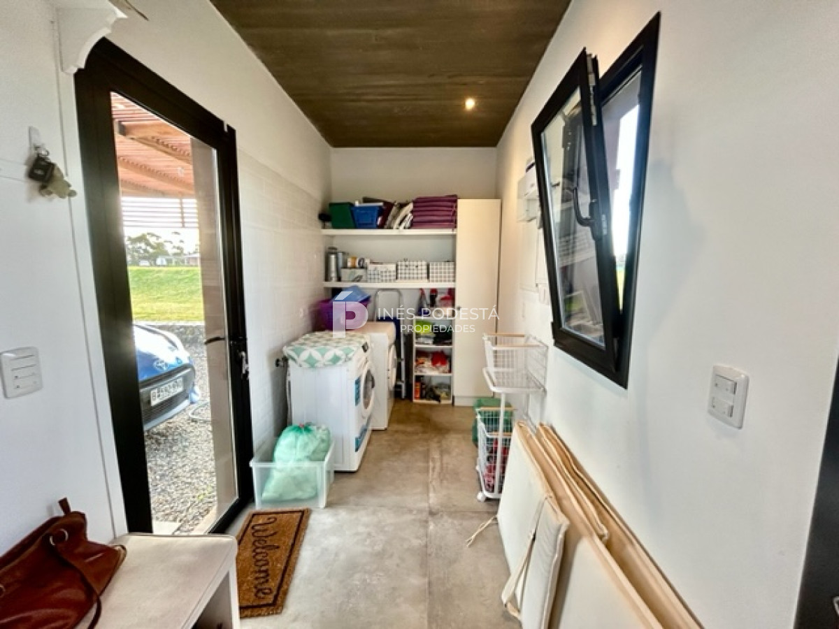 Casa ID.40180 - VENTA EN PUEBLO MIO, DOS SUITES MÁS TOILETTE