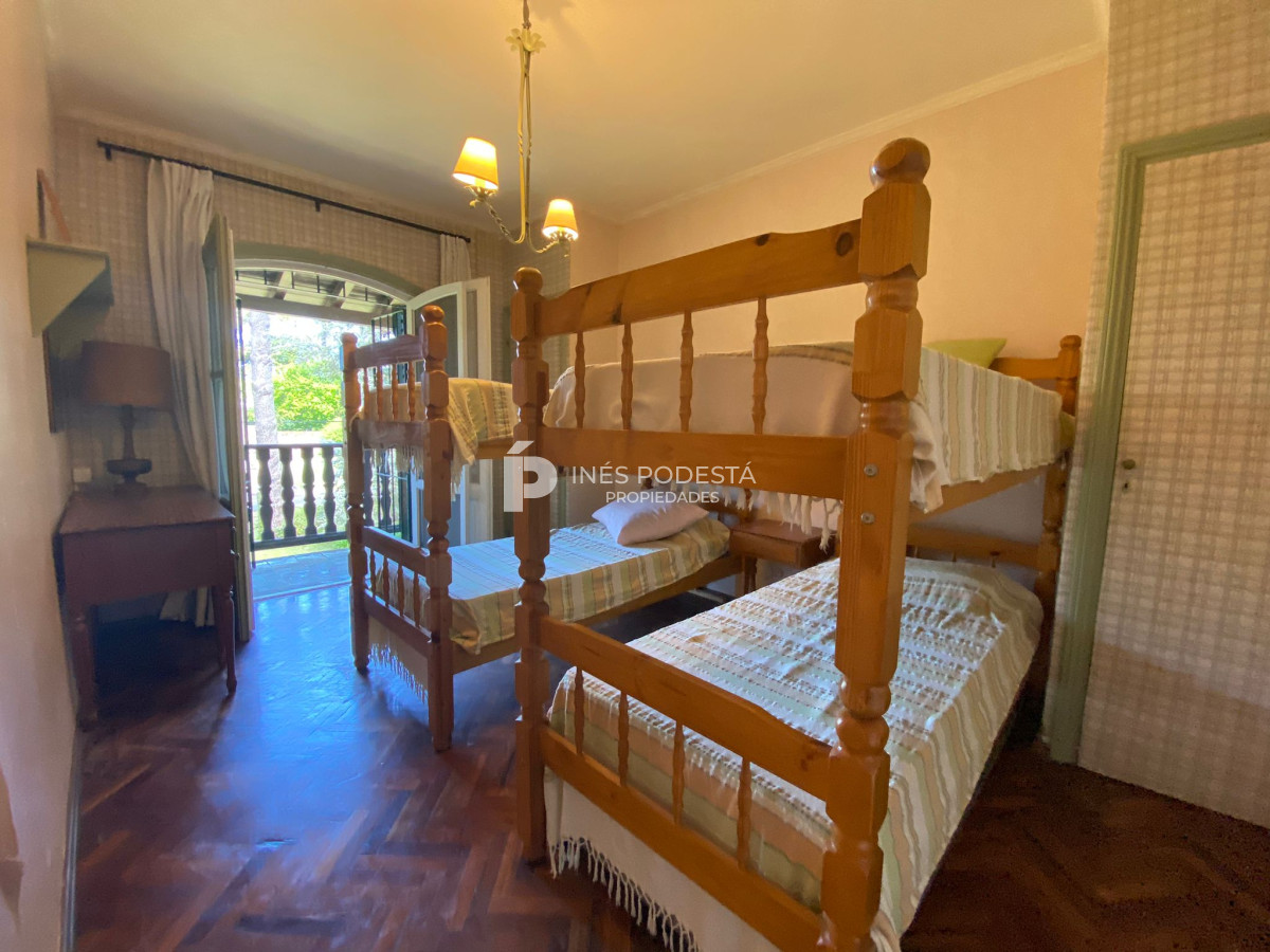 Casa ID.6993 - ALQUILER San Rafael, 4 dormitorios