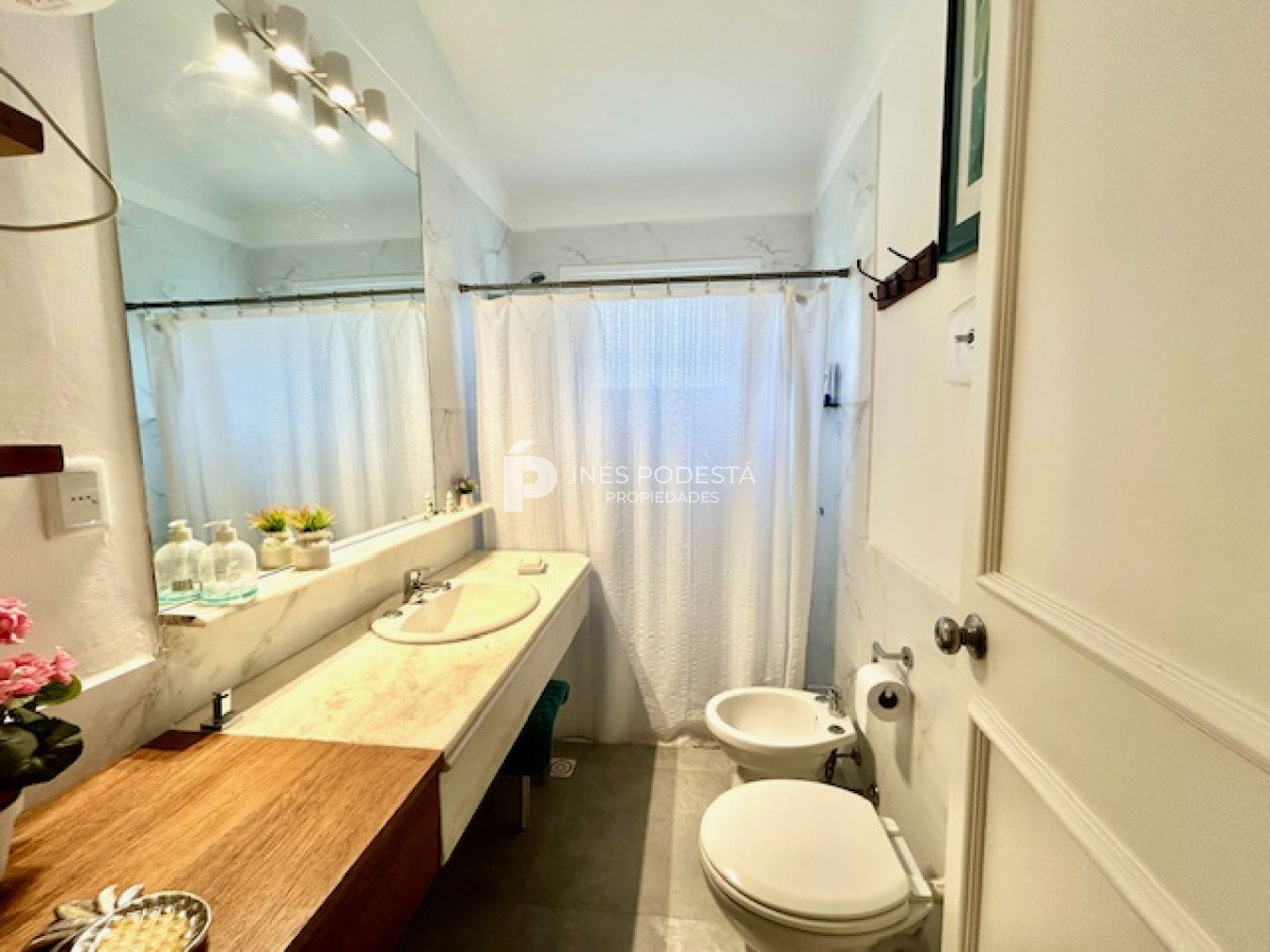 Casa ID.40762 - Venta en mansa con 4 dormitorios más 2 dormitorios exteriores