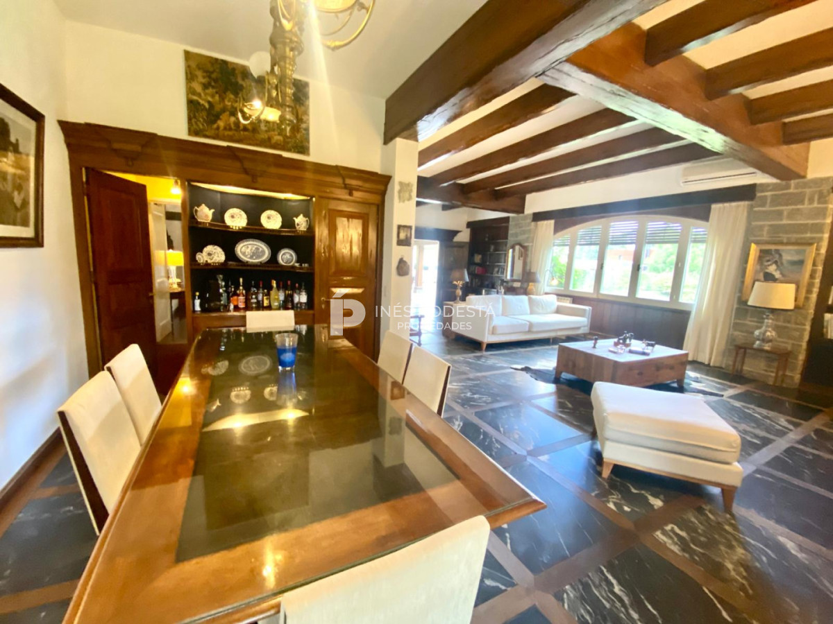 Casa ID.41446 - Venta casa en mansa de 5 dormitorios