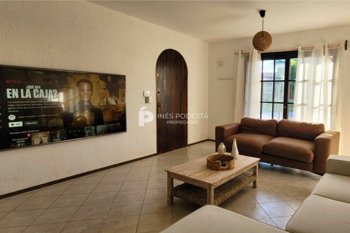 Casa ID.41817 - Alquiler con piscina de 3 dormitorios en Mansa