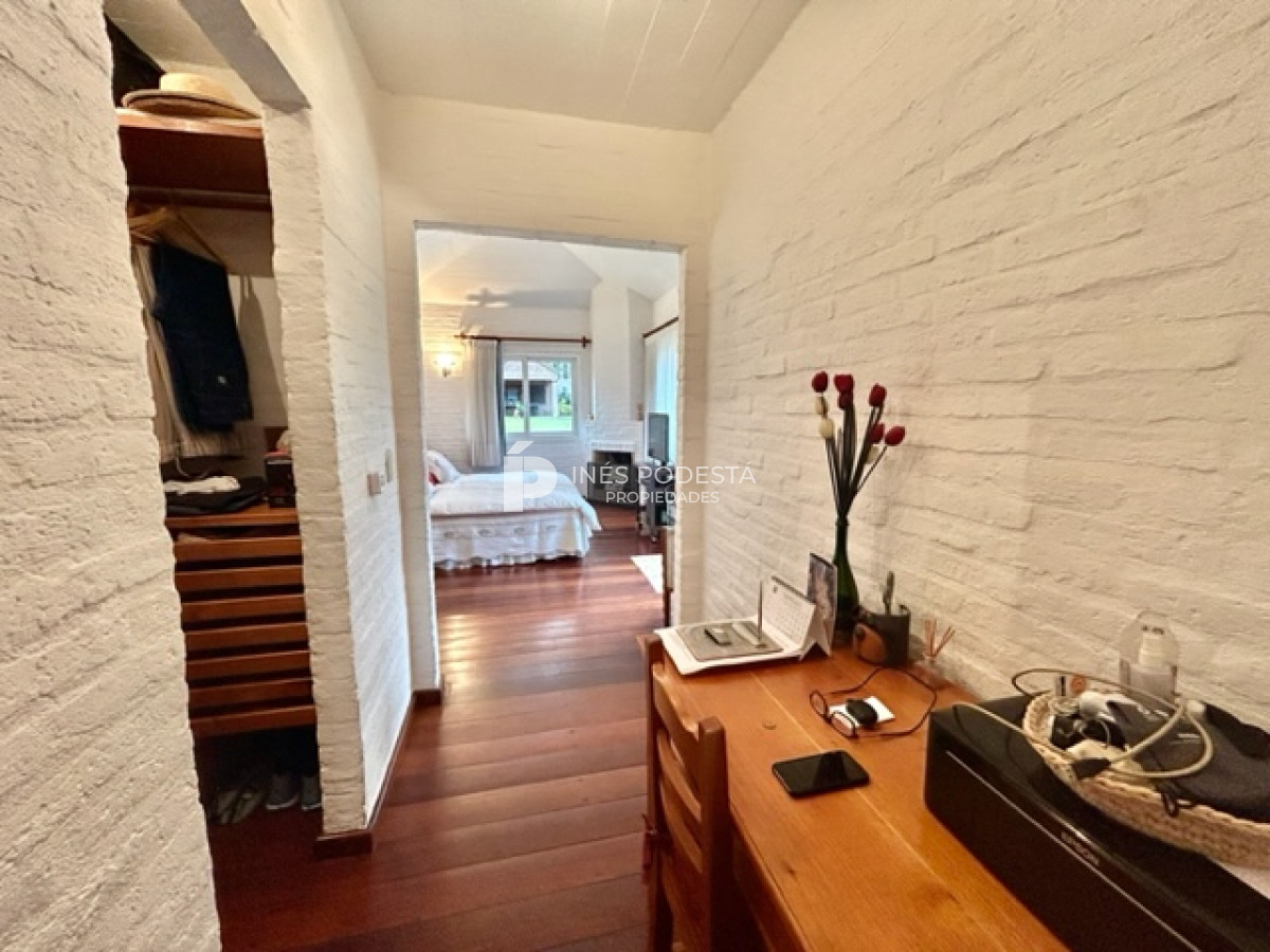 Casa ID.40003 - Muy buena casa en la mansa a 200 mts de la rambla con 3 suites