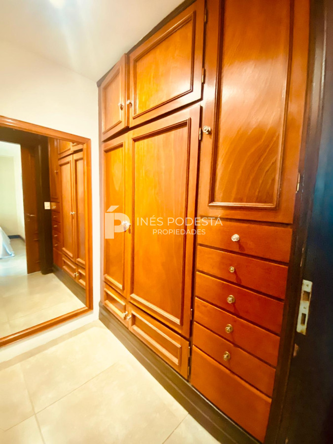 Casa ID.39062 - Alquiler y venta en mansa con 7 dormitorios