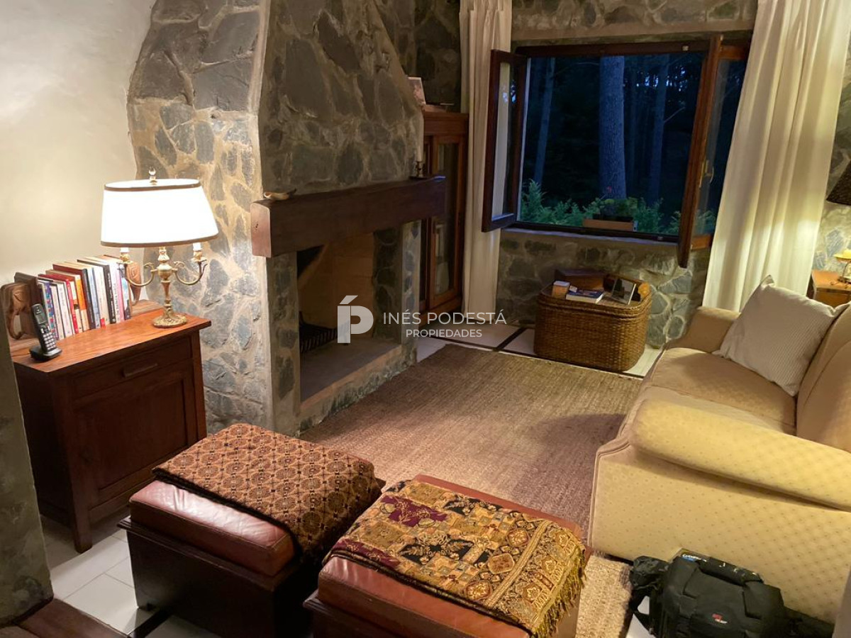 Casa ID.38549 - Casa en Venta 4 dormitorios y 3 baños en Club del Lago