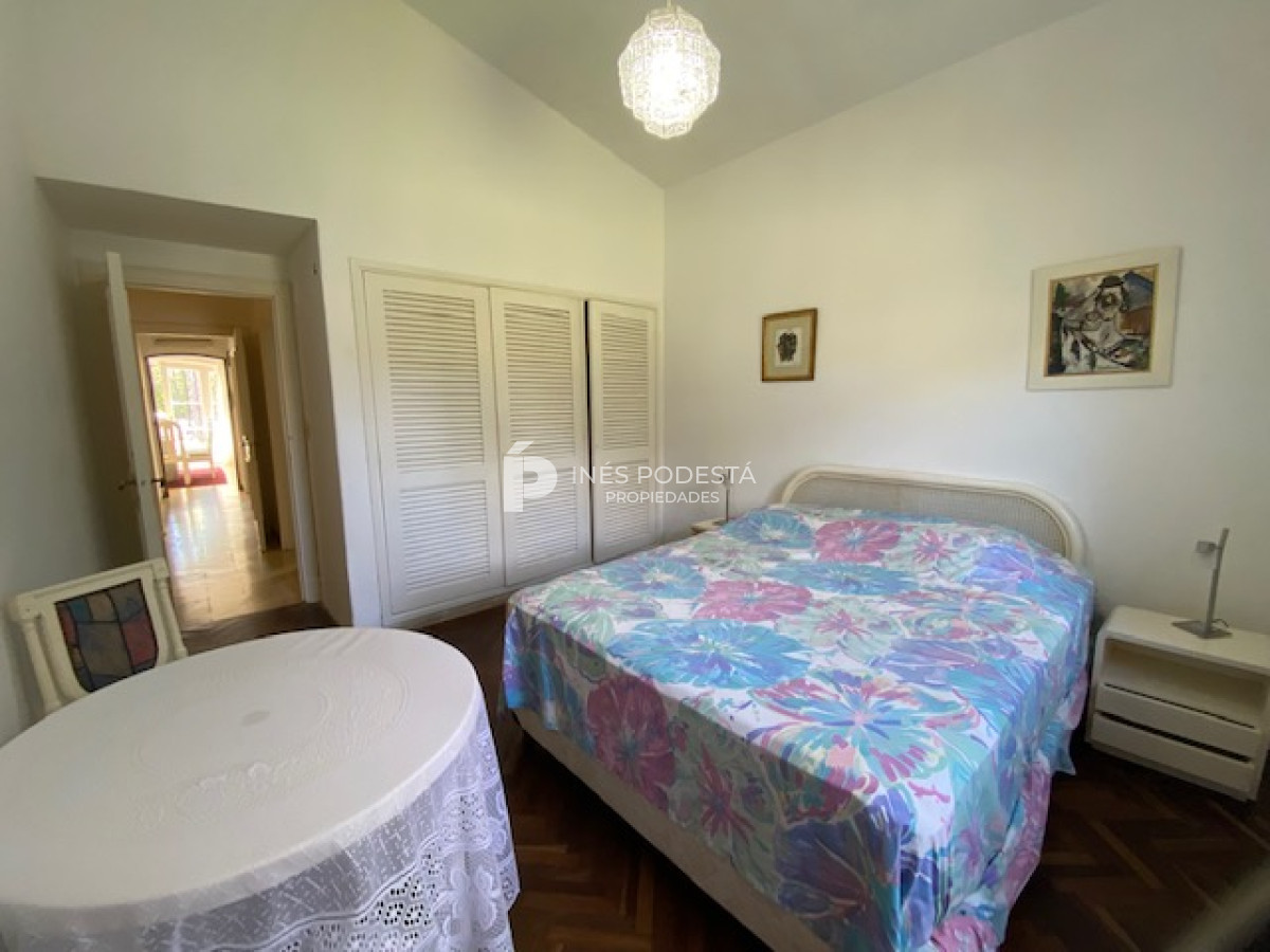 Casa ID.39205 - VENTA CASA EN MANSA DE 5 DORMITORIOS 