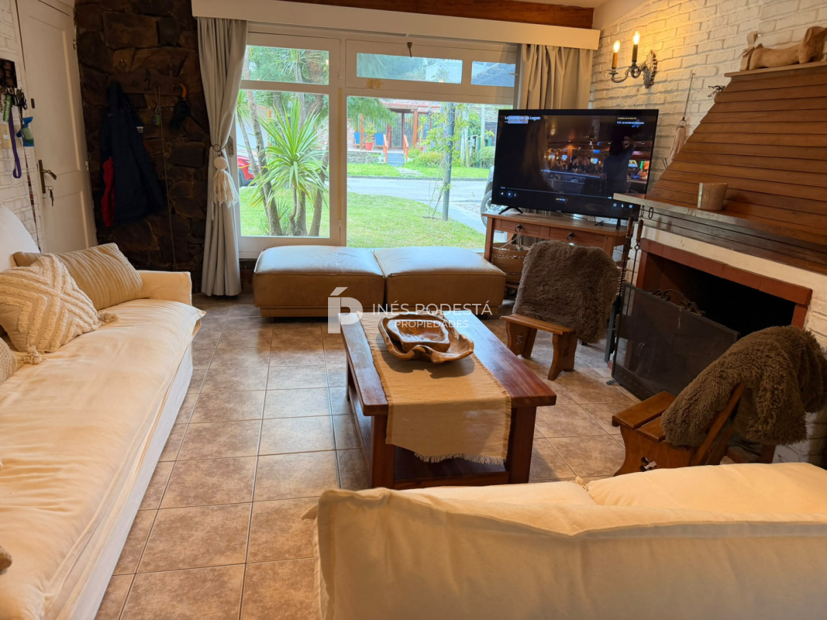 Casa ID.483 - Casa en Mansa de 3 dormitorios en alquiler de temporada