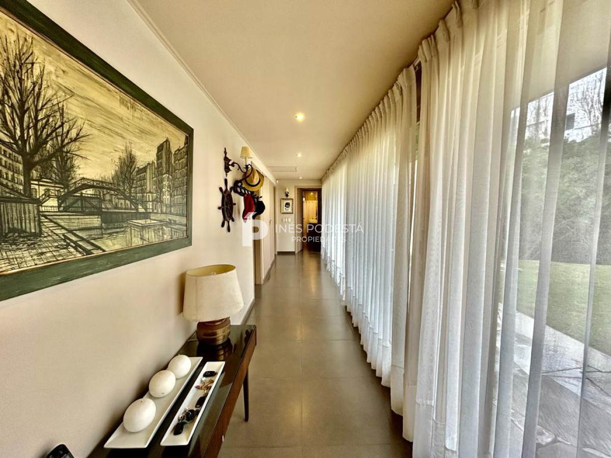Casa ID.272 - Venta  casa Frente al mar, Mansa de 4 dormitorios