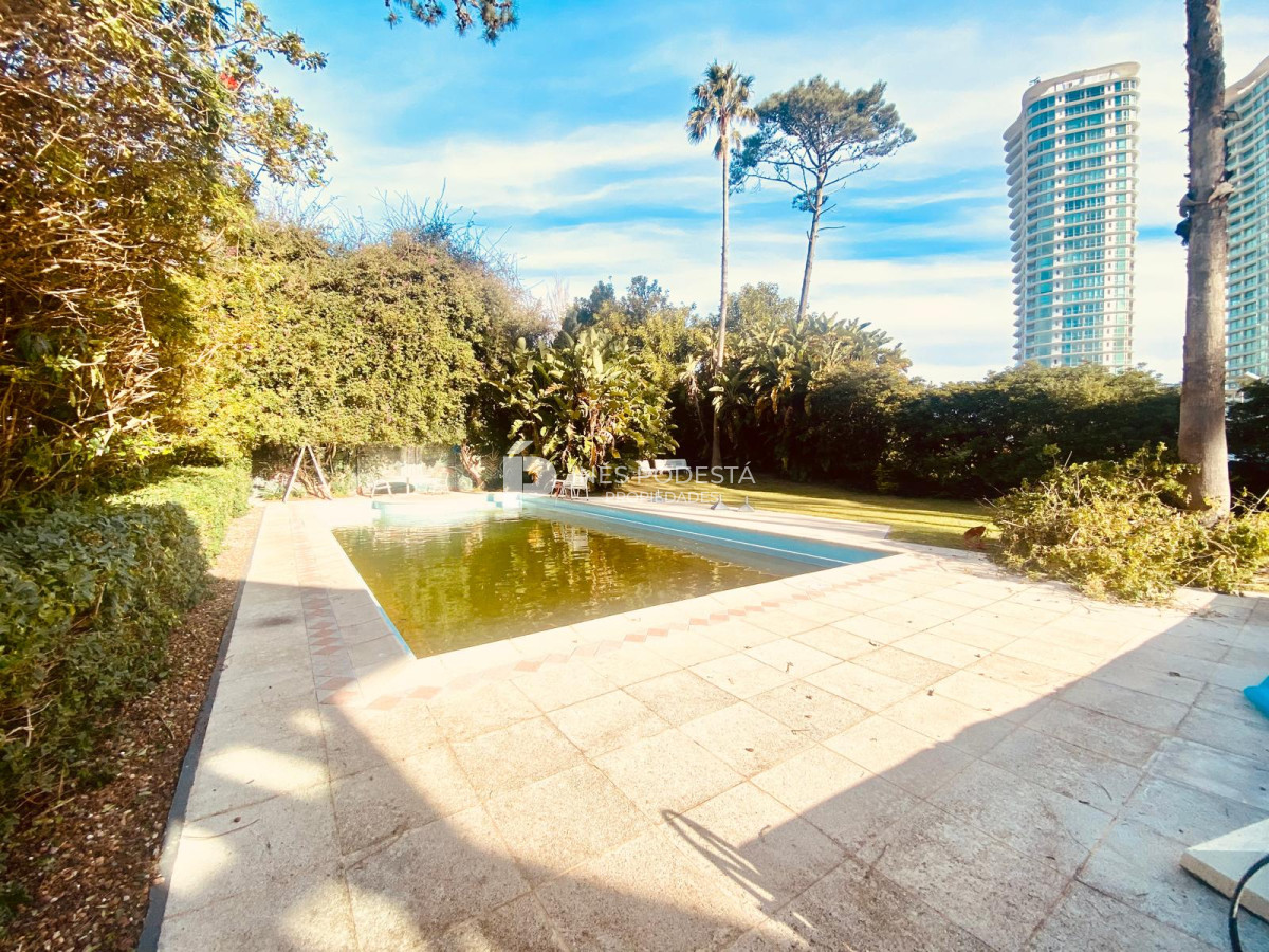 Casa ID.39062 - Alquiler y venta en mansa con 7 dormitorios