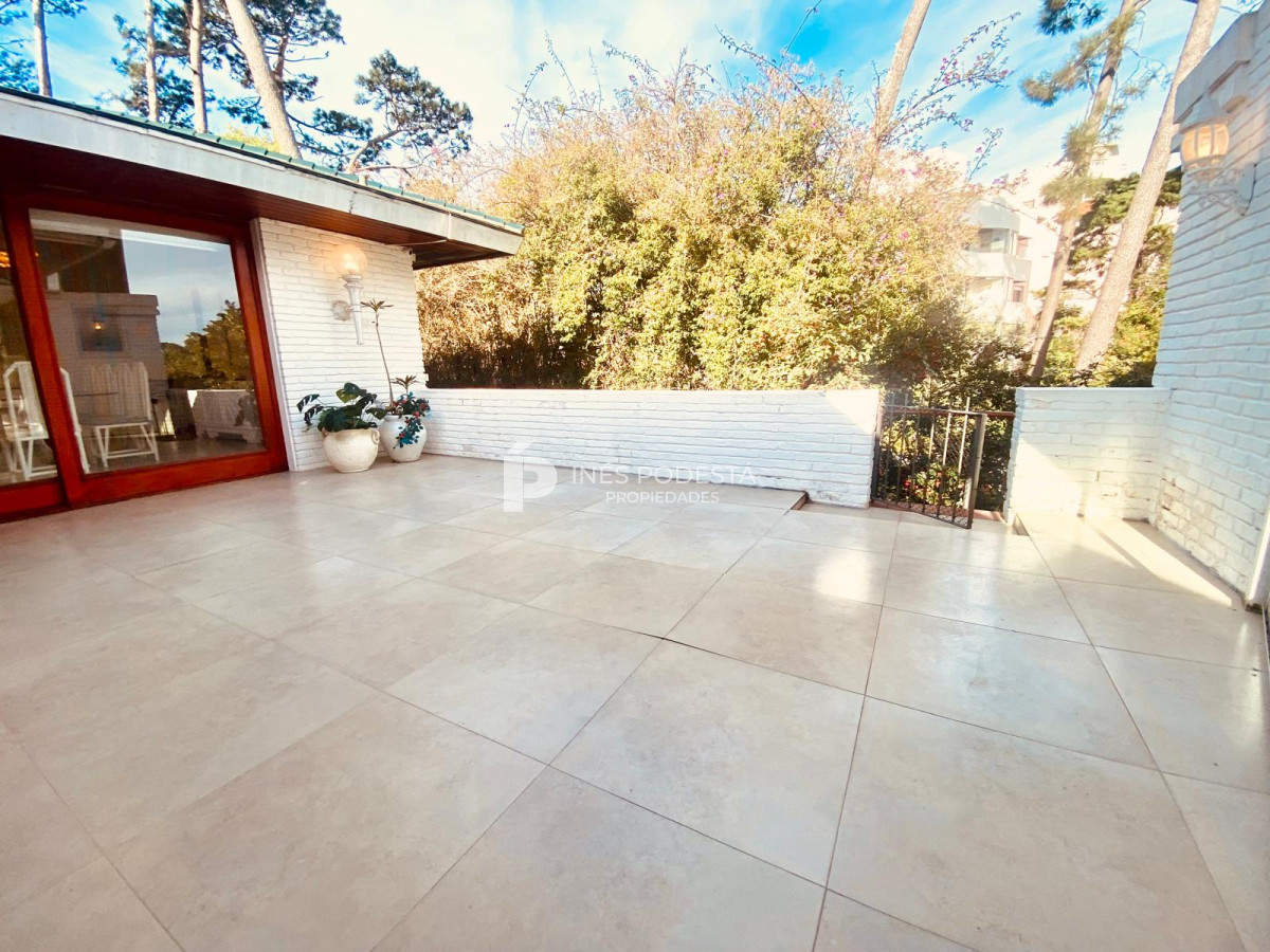 Casa ID.39062 - Alquiler y venta en mansa con 7 dormitorios