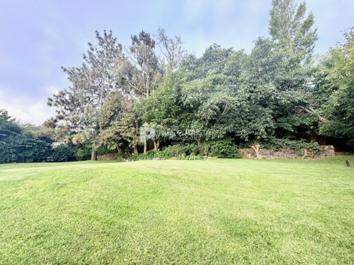 Casa ID.41924 - Se vende estupendo lote con casa