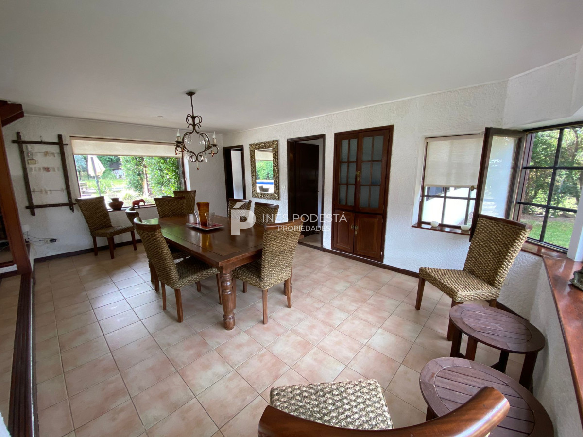Casa ID.6797 - CASA VENTA Y ALQUILER DE TEMPORADA 4 DORMITORIOS Y DEPENDENCIA 