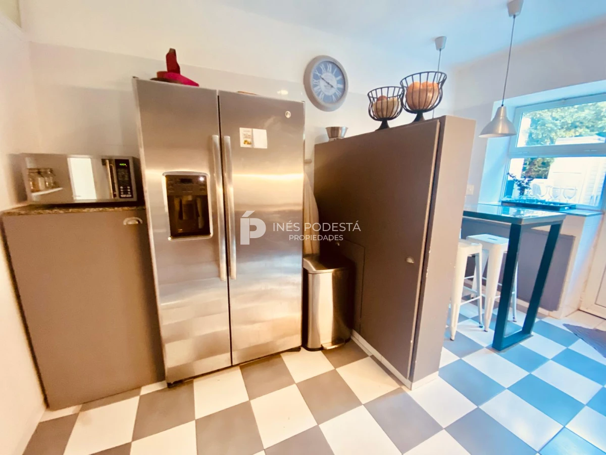 Casa ID.2112 - Alquiler en mansa 4 dormitorios y 3 baños 