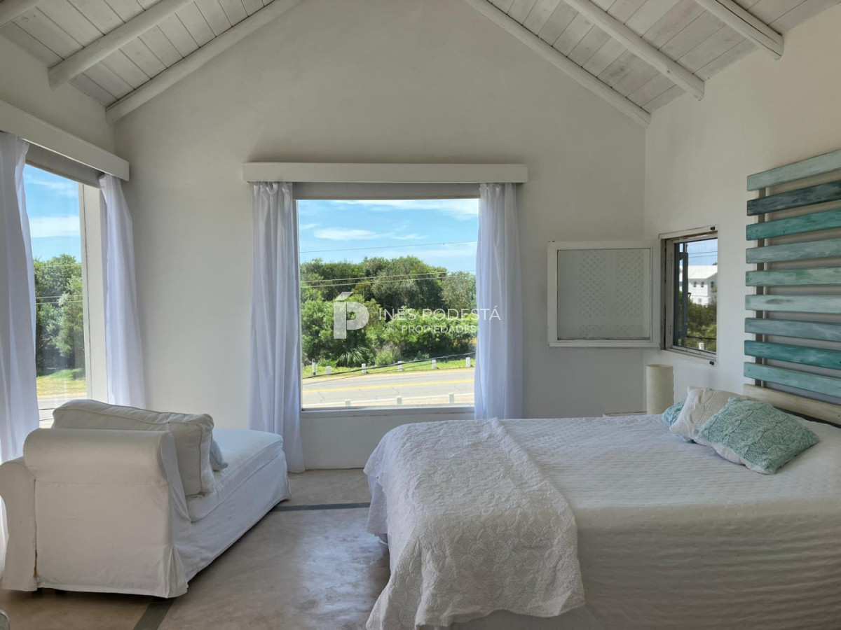 Casa ID.41594 - Venta en Punta Piedras con 2 dormitorios