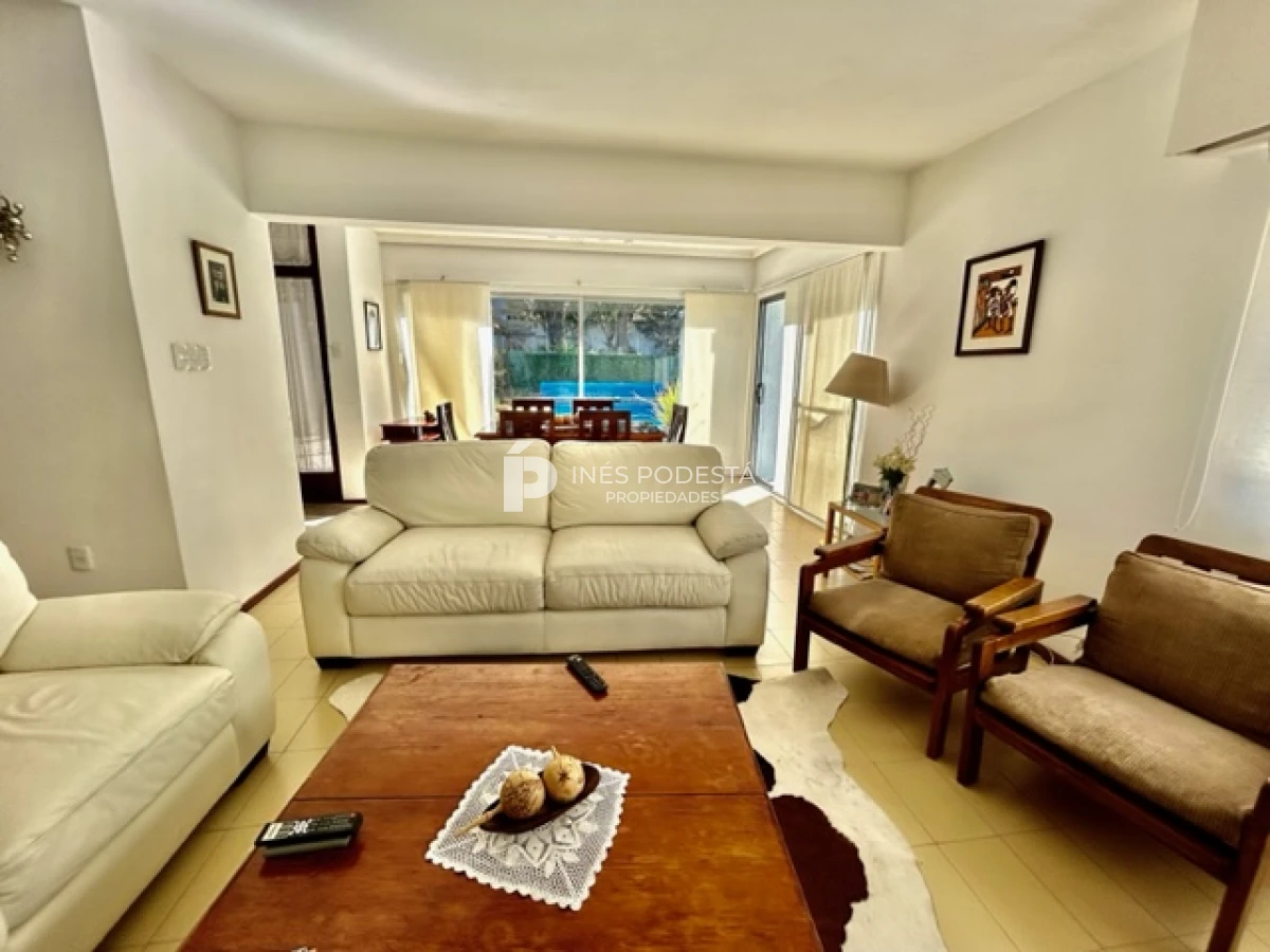 Casa ID.861 - VENTA CASA EN RINCON DEL INDIO 3 DORMITORIOS 