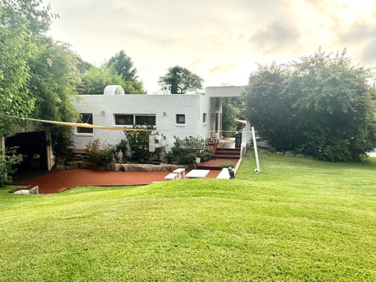 Casa ID.41924 - Se vende estupendo lote con casa