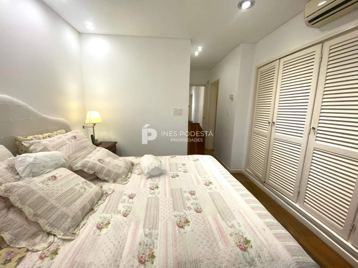 Casa ID.1973 - Venta en Cantegril 4 dormitorios y dependencia de servicio