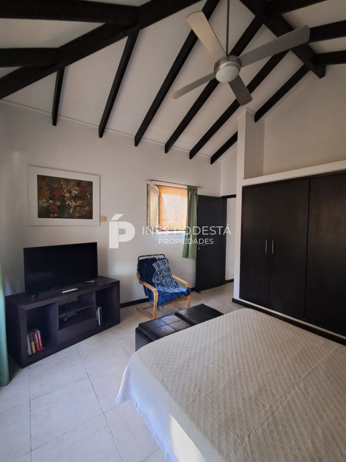 Casa ID.41900 - Casa en venta con 3 dormitorios y 2 baños