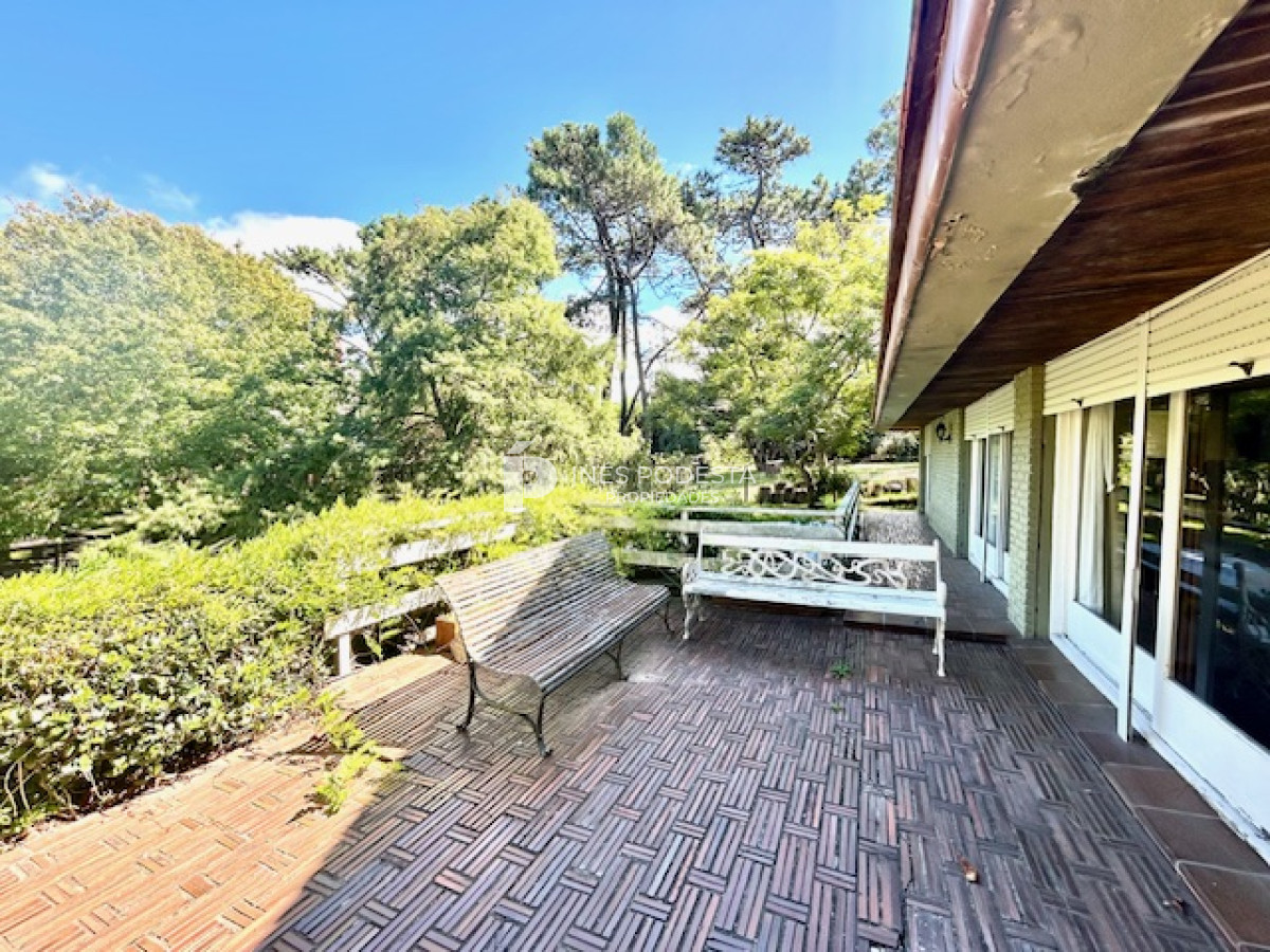 Casa ID.325 - Casa en Venta 5 dormitorios en San Rafael