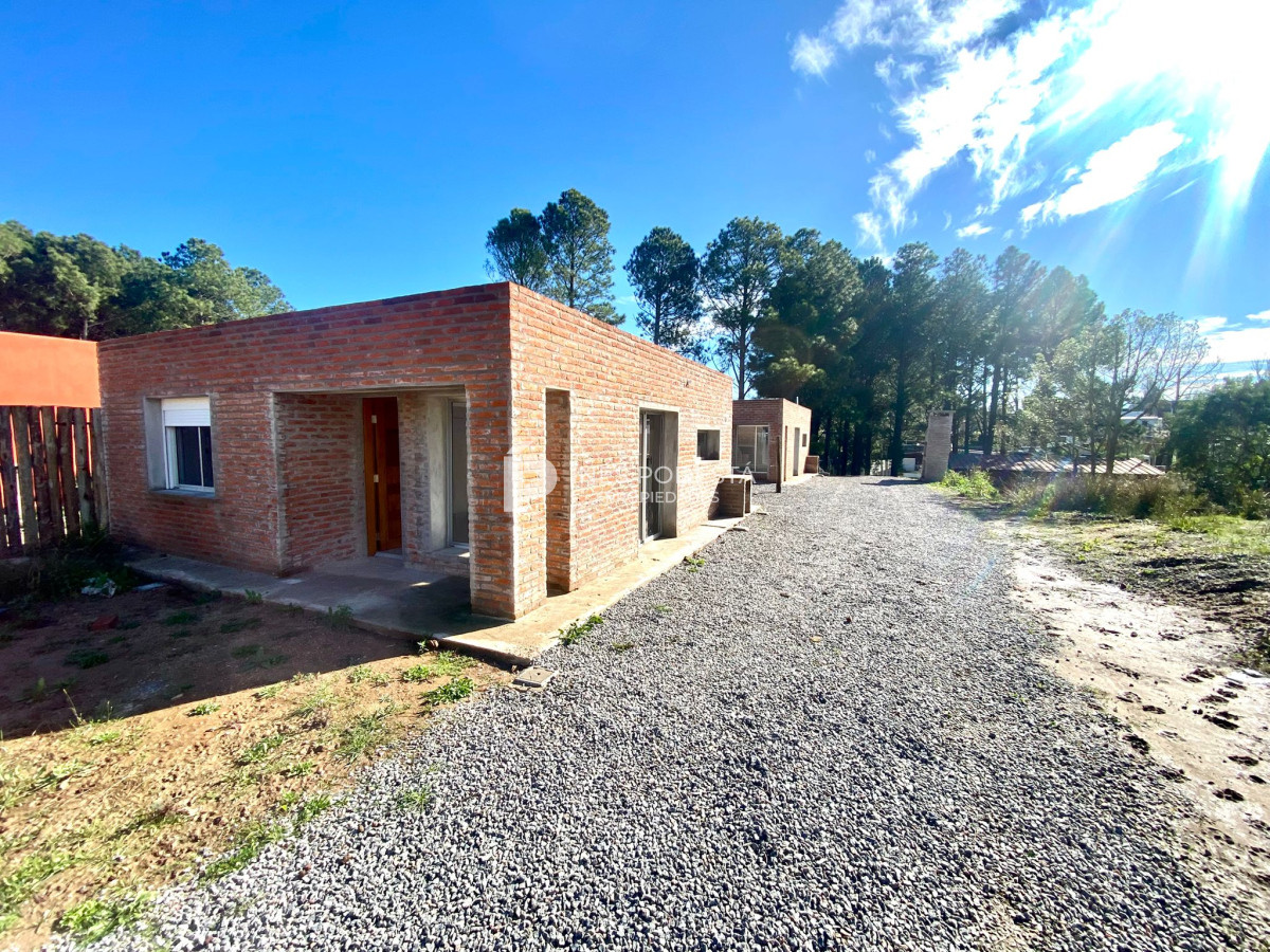 Altos de la Laguna - GoPunta - Portal Inmobiliario de Punta del Este - Maldonado