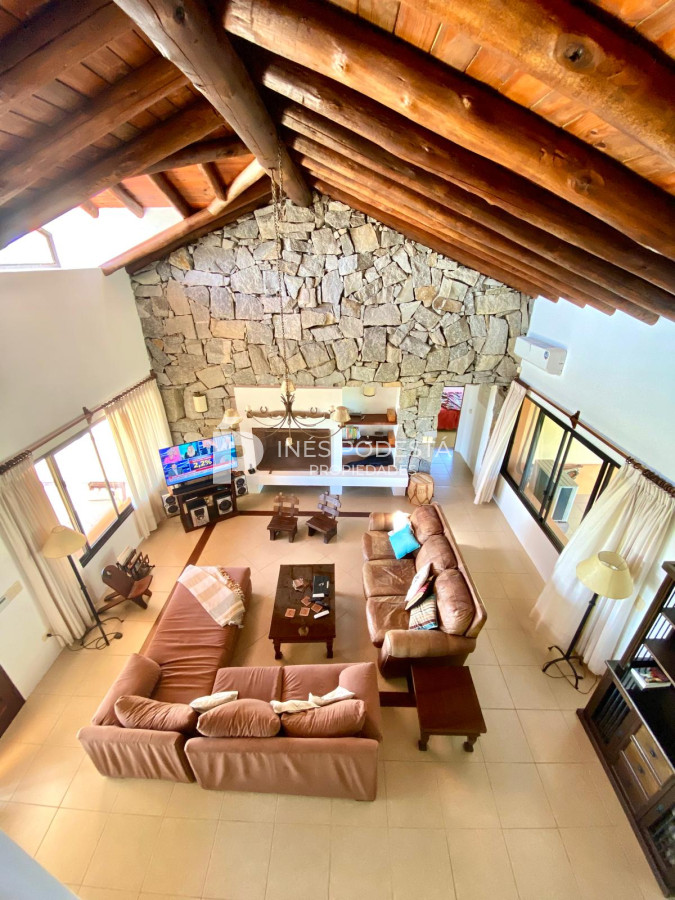 Casa ID.7337 - CASA EN VENTA EN BARRIO PRIVADO EL QUIJOTE 