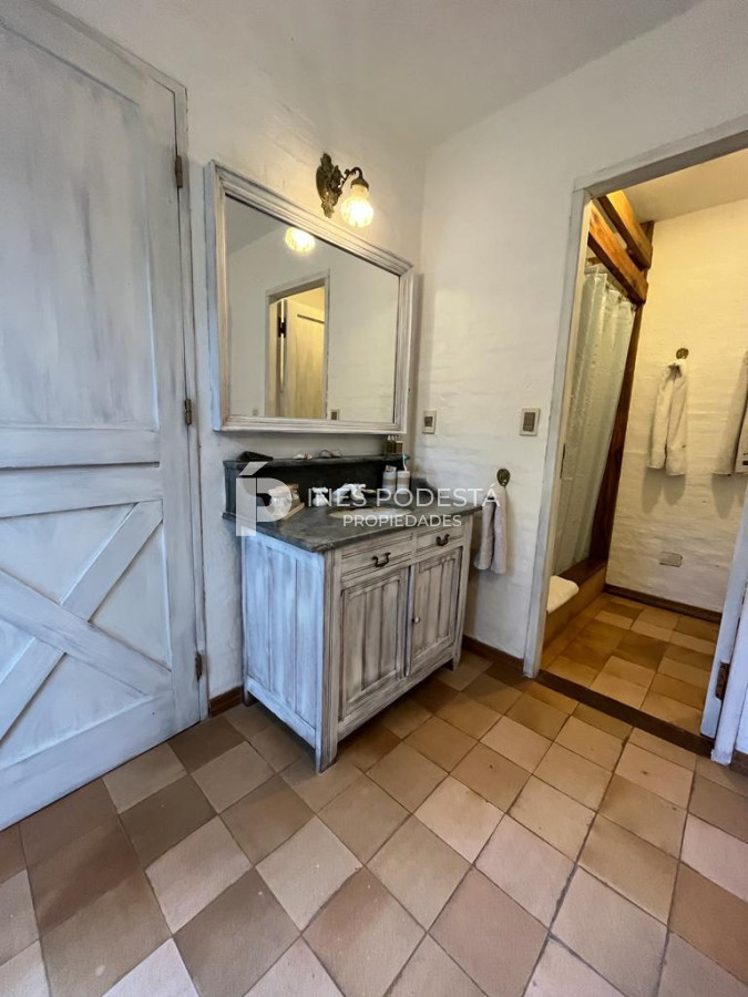 Casa ID.39397 - Casa en venta Burnett 4 dormitorios con piscina