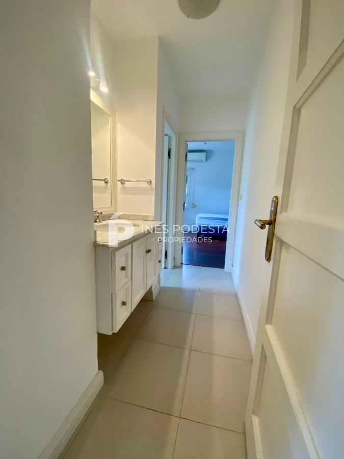 Casa ID.41257 - Alquiler 4 dormitorios y dependencia de servicio con piscina