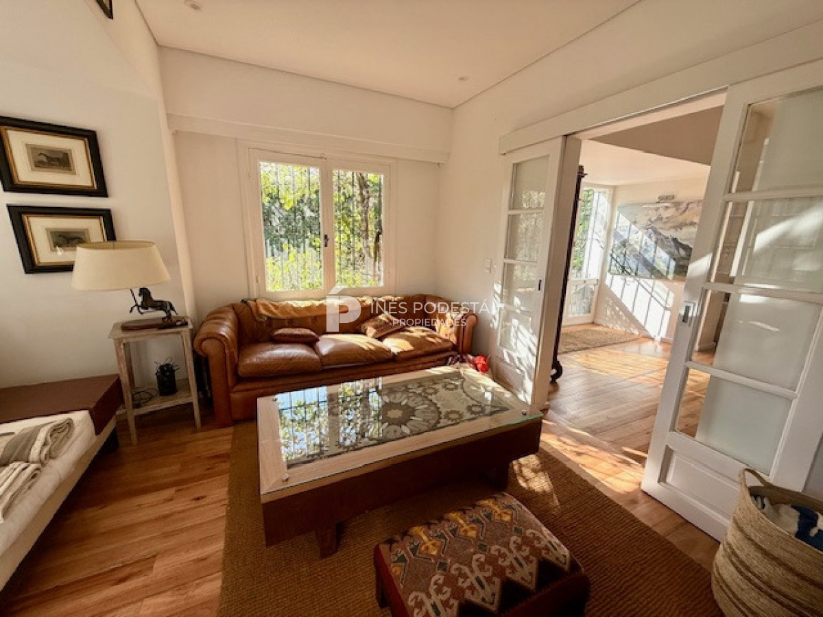 Casa ID.2112 - Alquiler en mansa 4 dormitorios y 3 baños 