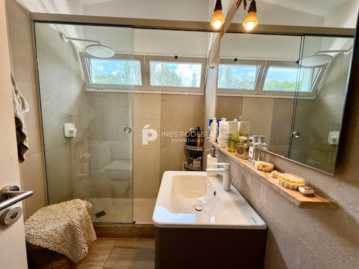 Casa ID.41865 - Alquiler 4 dormitorios y 3 baños