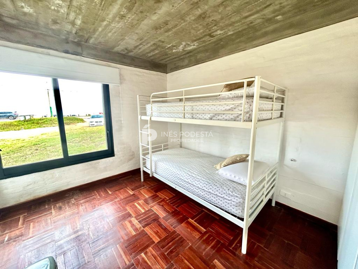 Casa ID.40332 - Alquiler en Montoya frente a la playa, 4 dormitorios, y piscina