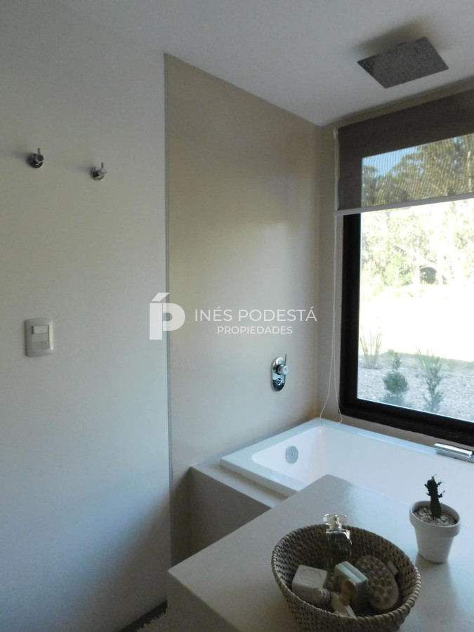 Casa ID.38341 - Venta casa de 2 dormitorios y 2 baños