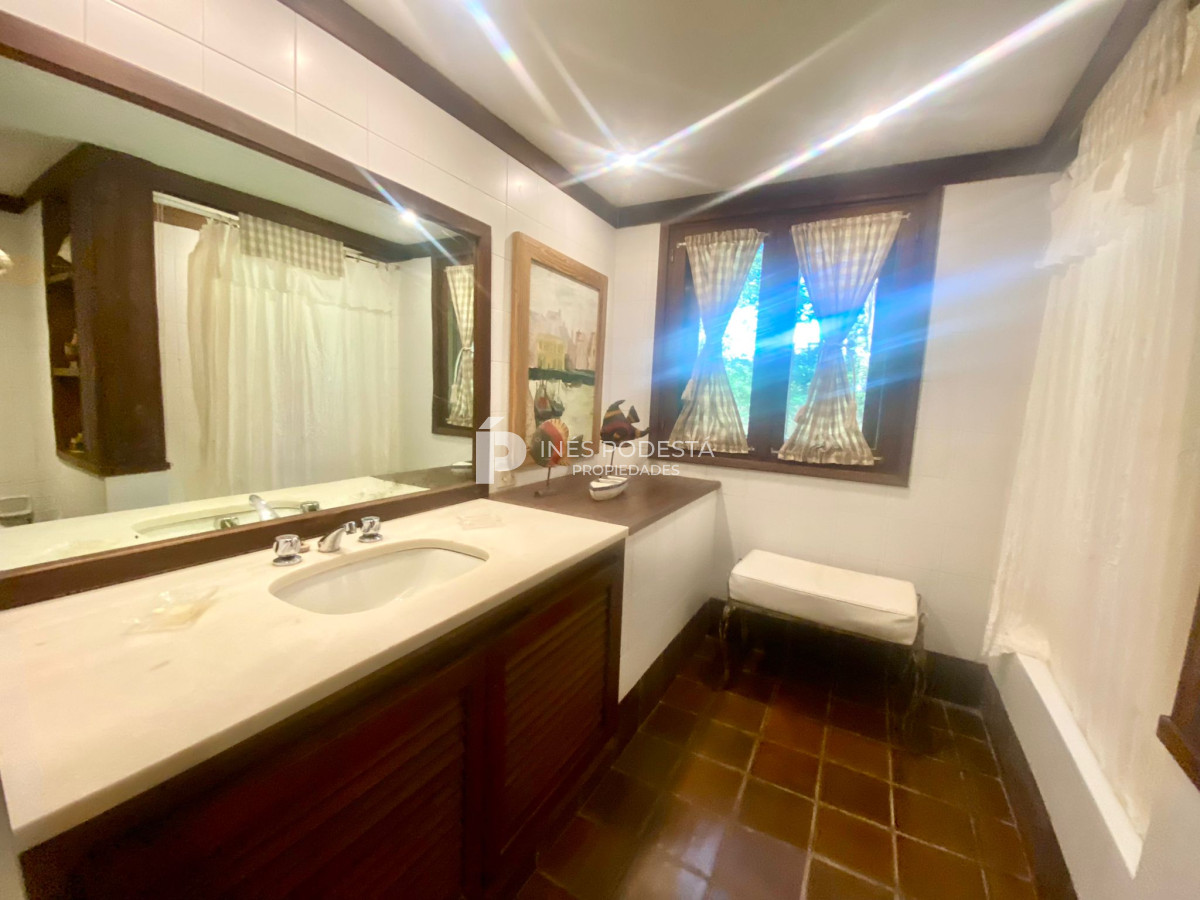 Casa ID.41078 - Alquiler casa 5 dormitorios Punta del Este 
