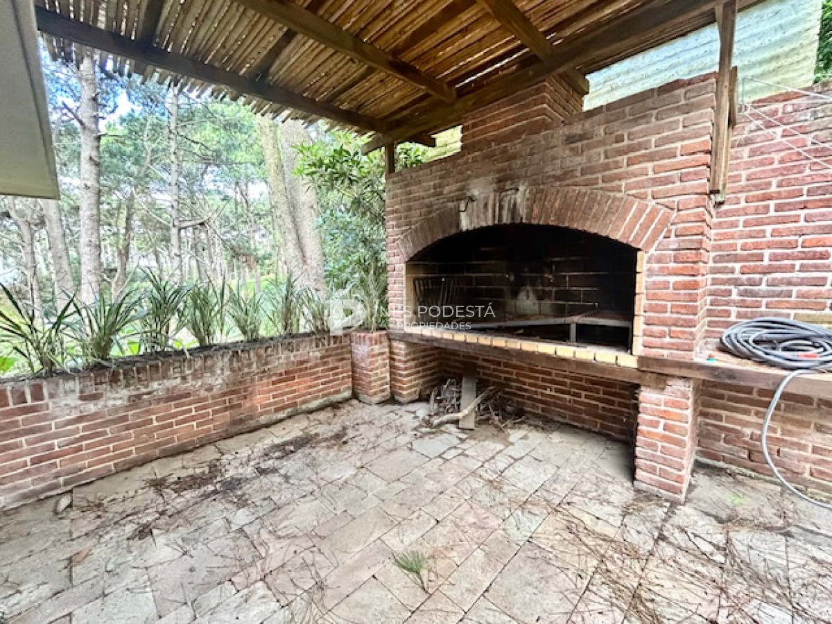 Casa ID.6104 - Venta casa 3 dormitorios y dependencia de servicio