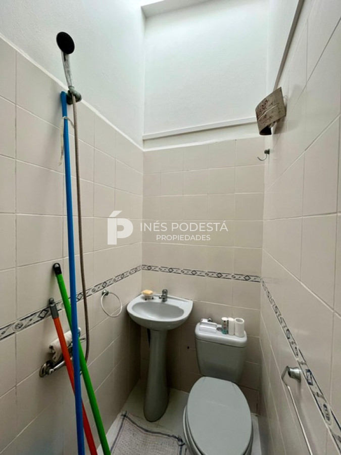 Casa ID.41572 - Venta casa sobre Br. Artigas con 4 dormitorios