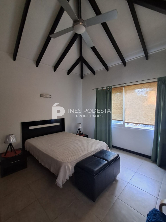 Casa ID.41900 - Casa en venta con 3 dormitorios y 2 baños