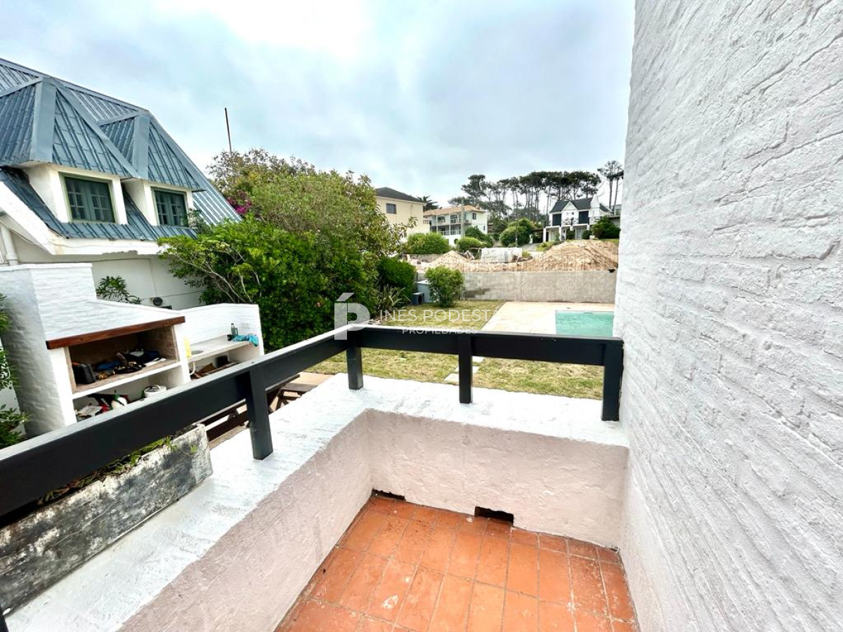 Casa ID.40332 - Alquiler en Montoya frente a la playa, 4 dormitorios, y piscina