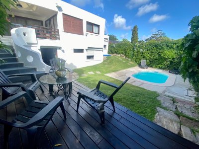 Casa en Mansa alquiler de temporada 4 dormitorios con piscina 