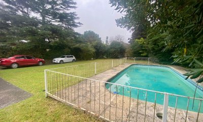 Venta mansa 5 dormitorios, 4 baños y piscina