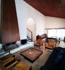 Casa ubicada a 2 cuadras de playa Mansa
