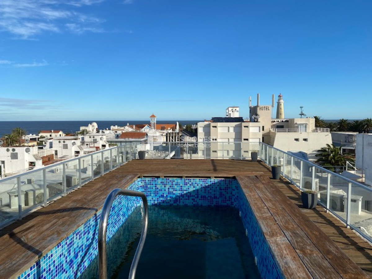 Hotel en venta en la península a pasos del Puerto