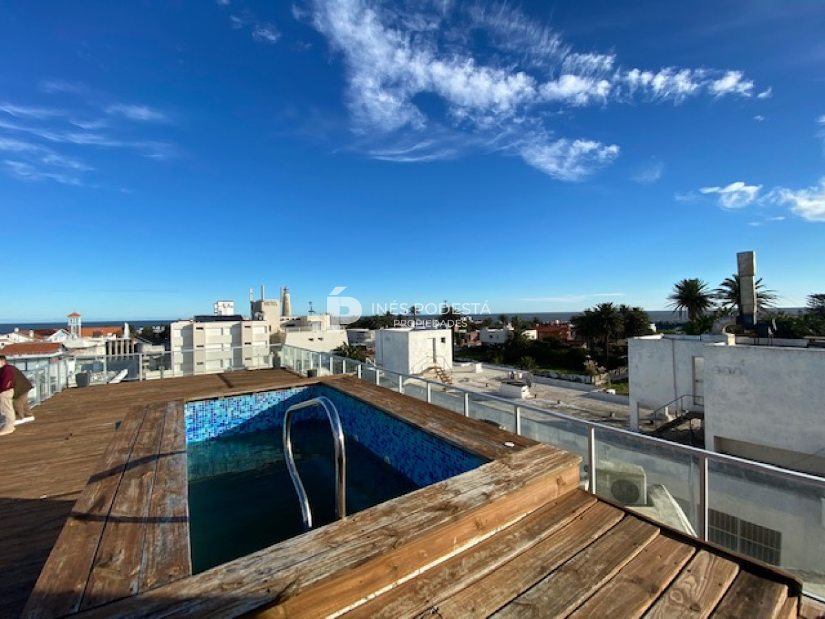 Local Comercial ID.37584 - Hotel en venta en la península a pasos del Puerto