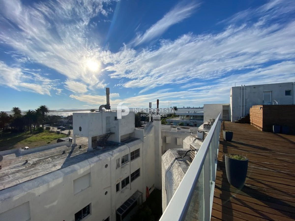 Local Comercial ID.37584 - Hotel en venta en la península a pasos del Puerto