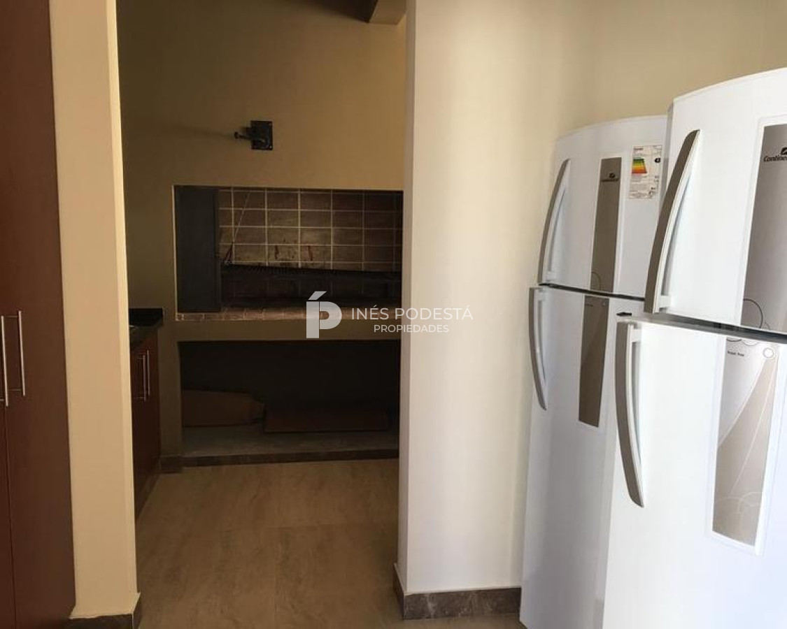 Apartamento ID.8610 - Alquiler departamento con 2 dormitorios y 2 baños