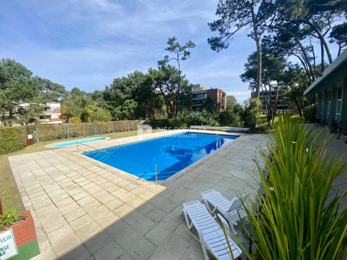 Apartamento ID.41634 - Venta departamento 4 dormitorios en mansa