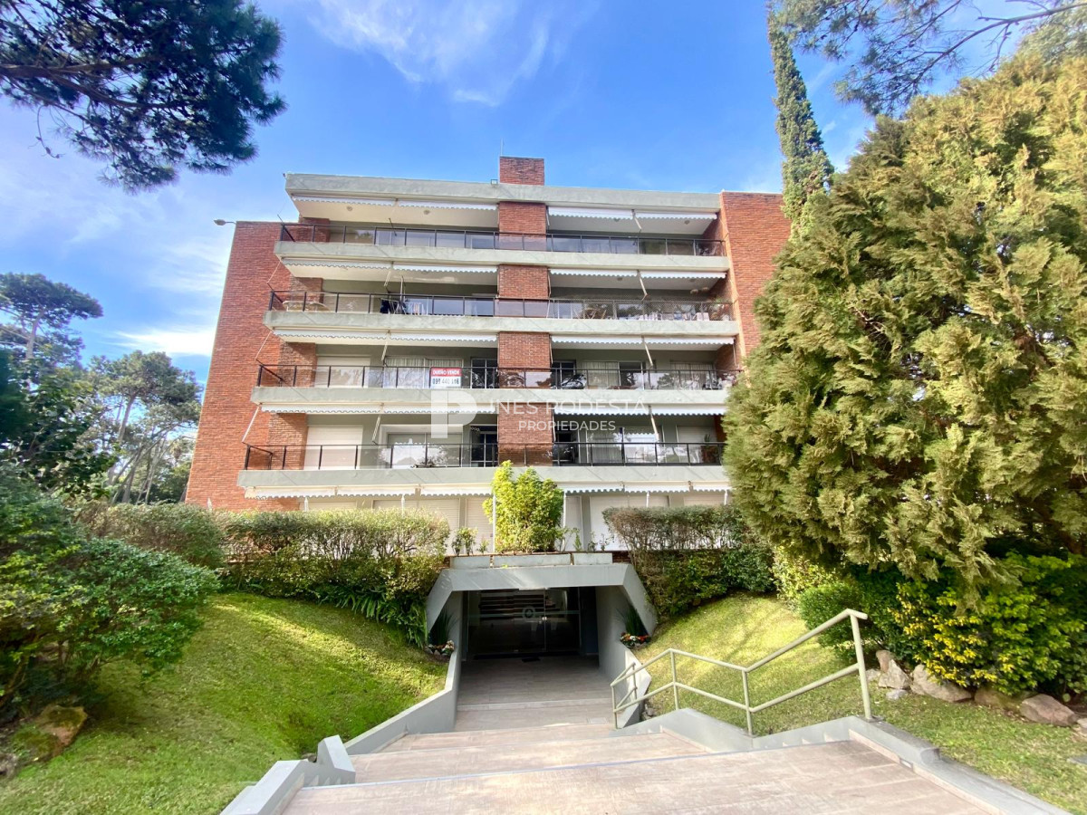 Apartamento ID.41634 - Venta departamento 4 dormitorios en mansa