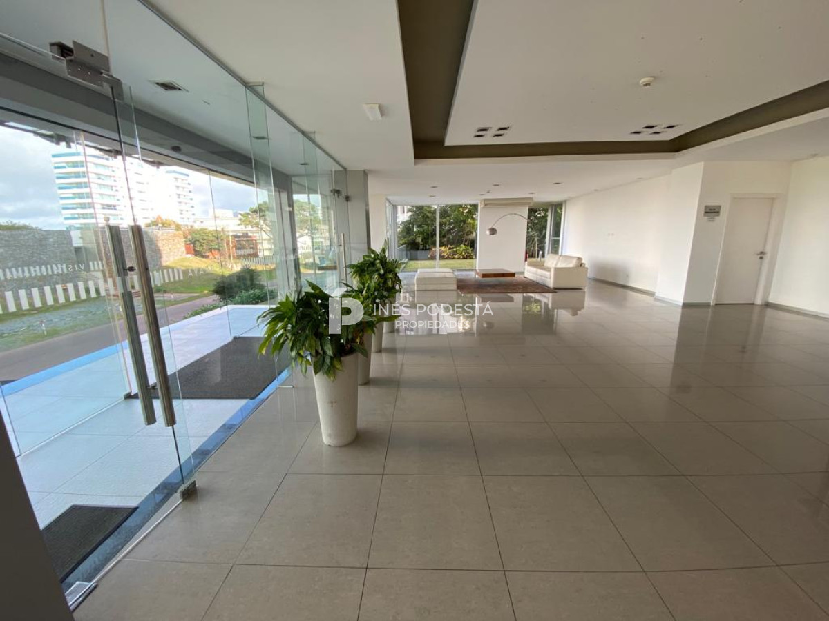 Apartamento ID.5226 - Apartamento en Alquiler, Brava, Punta del Este, 2 Dormitorios.