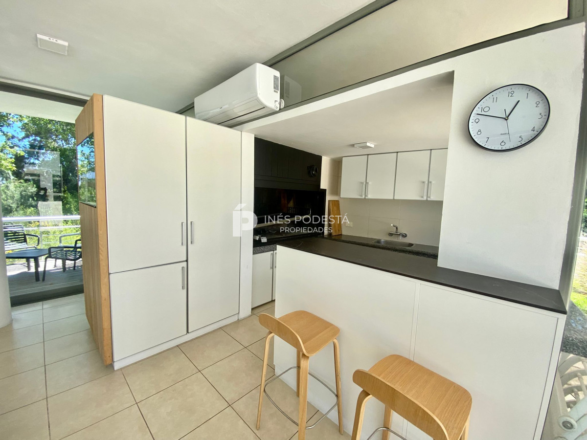 Apartamento ID.2012 - Apartamento en Alquiler, Brava, Punta del Este, 3 Dormitorios