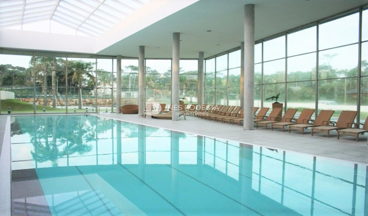 Apartamento ID.7998 - Alquiler Apartamento en  Mansa, Punta del Este, 2 Dormitorios.