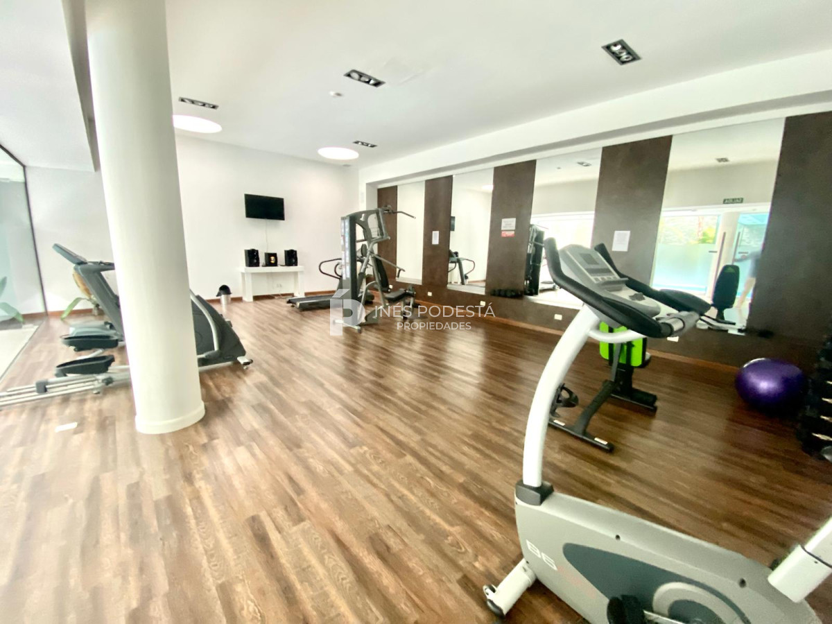 Apartamento ID.8911 - Apartamento en Alquiler, Mansa, Punta del Este, 2 Dormitorios.